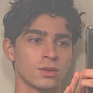 Meet your Posher, Isaac